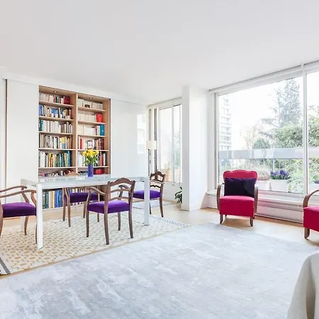 Beautiful Centre In Garden Apartamento Paris