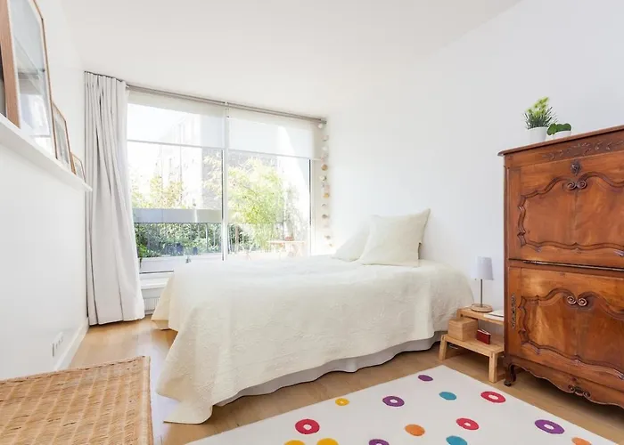 Beautiful Centre In Garden Apartman