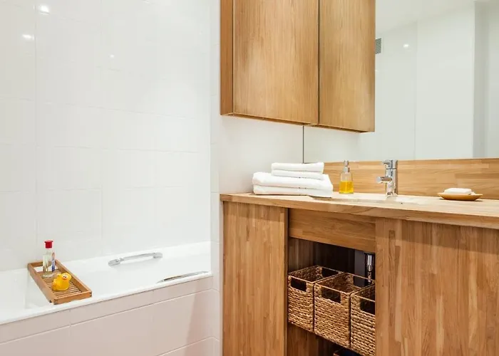 Apartman Beautiful Centre In Garden